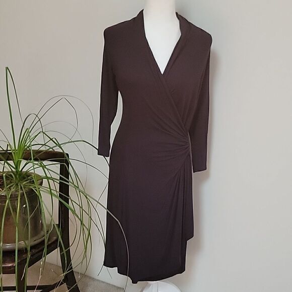 Karen Kane navy faux wrap dress - Picture 3 of 13